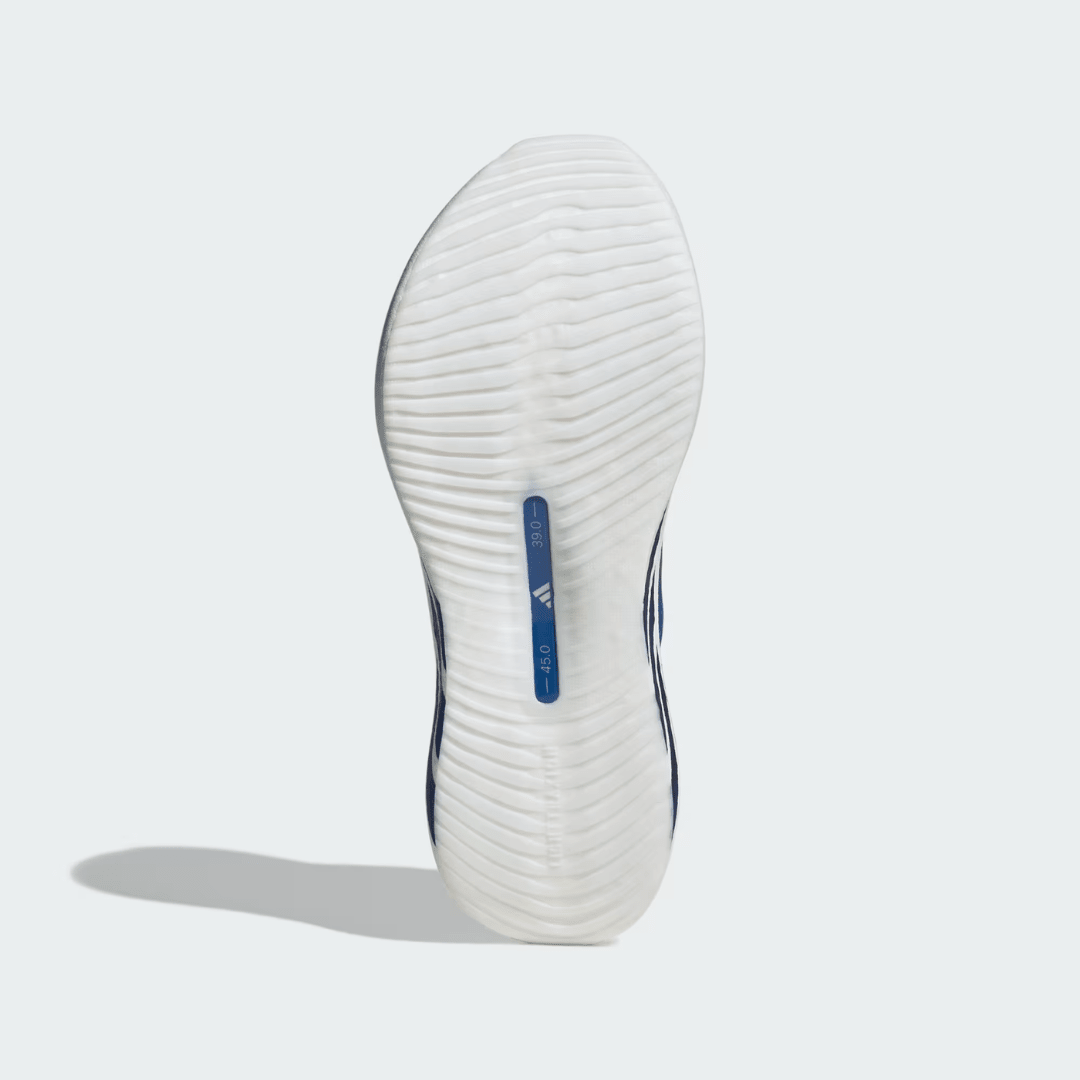 Comfort pods on the heel of adidas Hyperboost Edge Blue