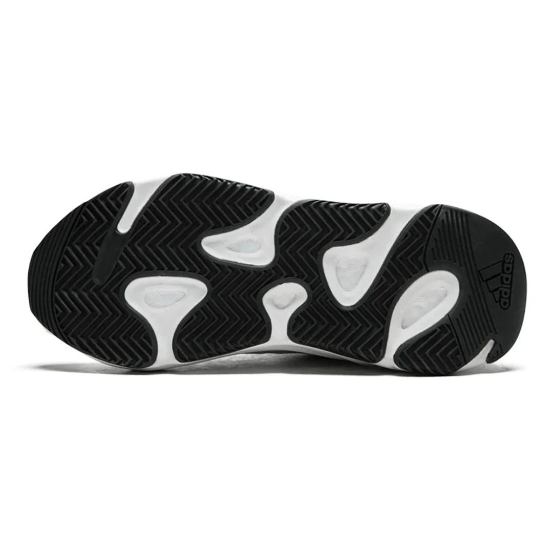 Lifestyle shot Adidas Yeezy 700 V2 Static sneakers UAE