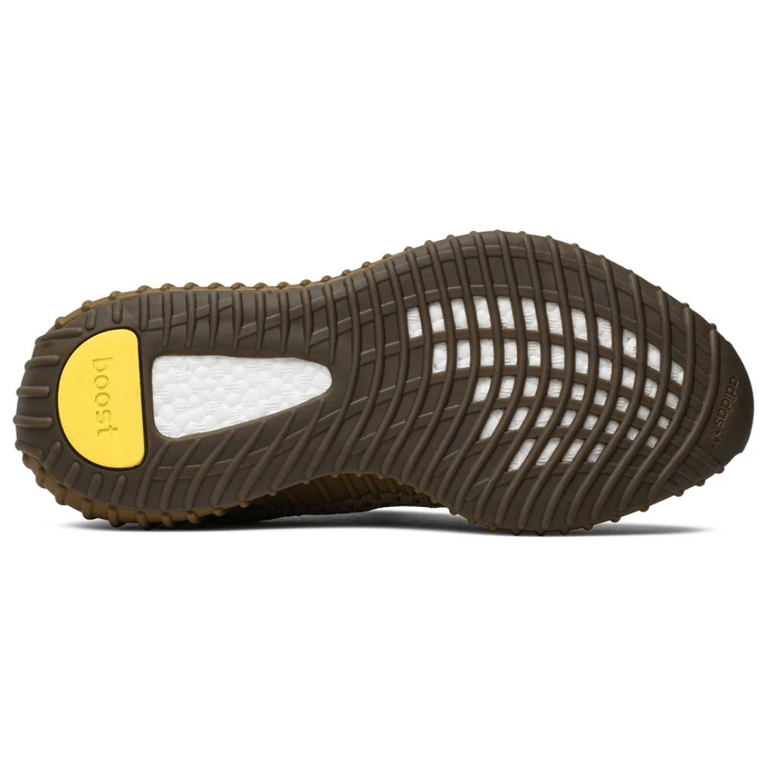 Yeezy Earth On Feet Dubai Street