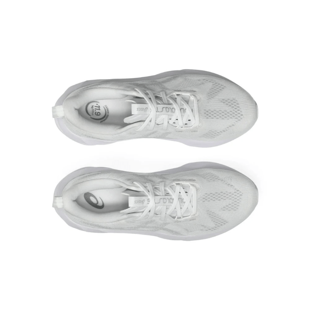 Asics Novablast 5 ‘White / Piedmont Grey’