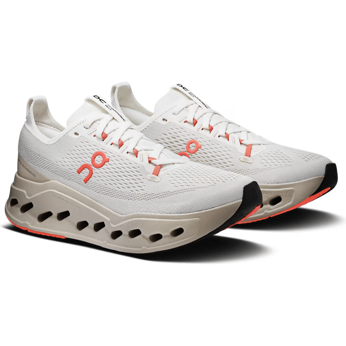 On Running Cloudsurfer Max Ivory Salmon upper detail