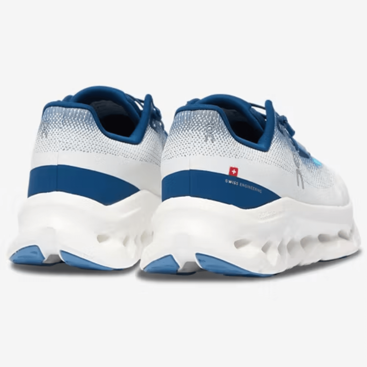 On Running Cloudtilt Ivory Tempest outsole