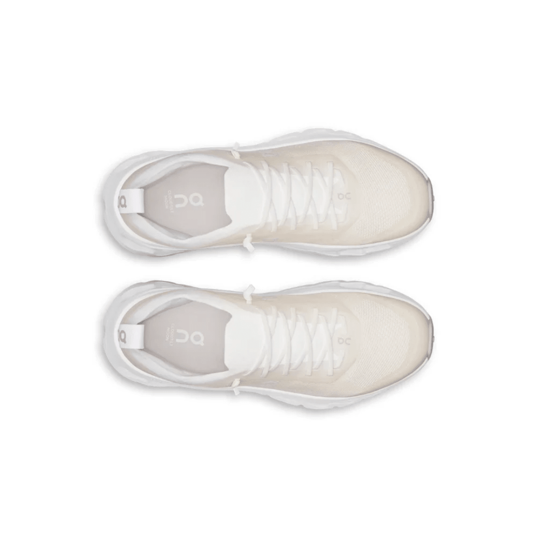 On Cloudtilt Moon ¨White