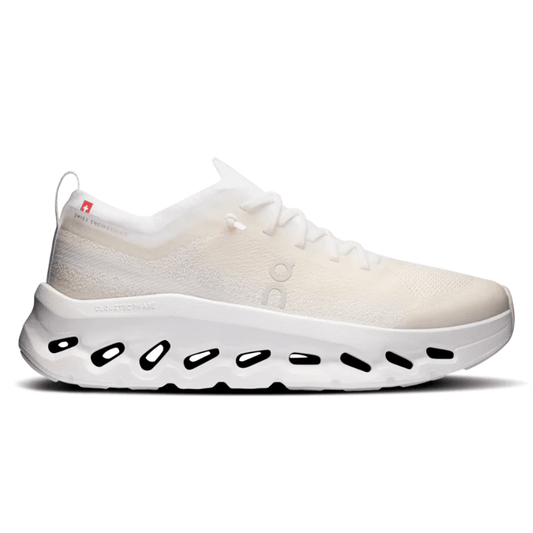 On Cloudtilt Moon ¨White