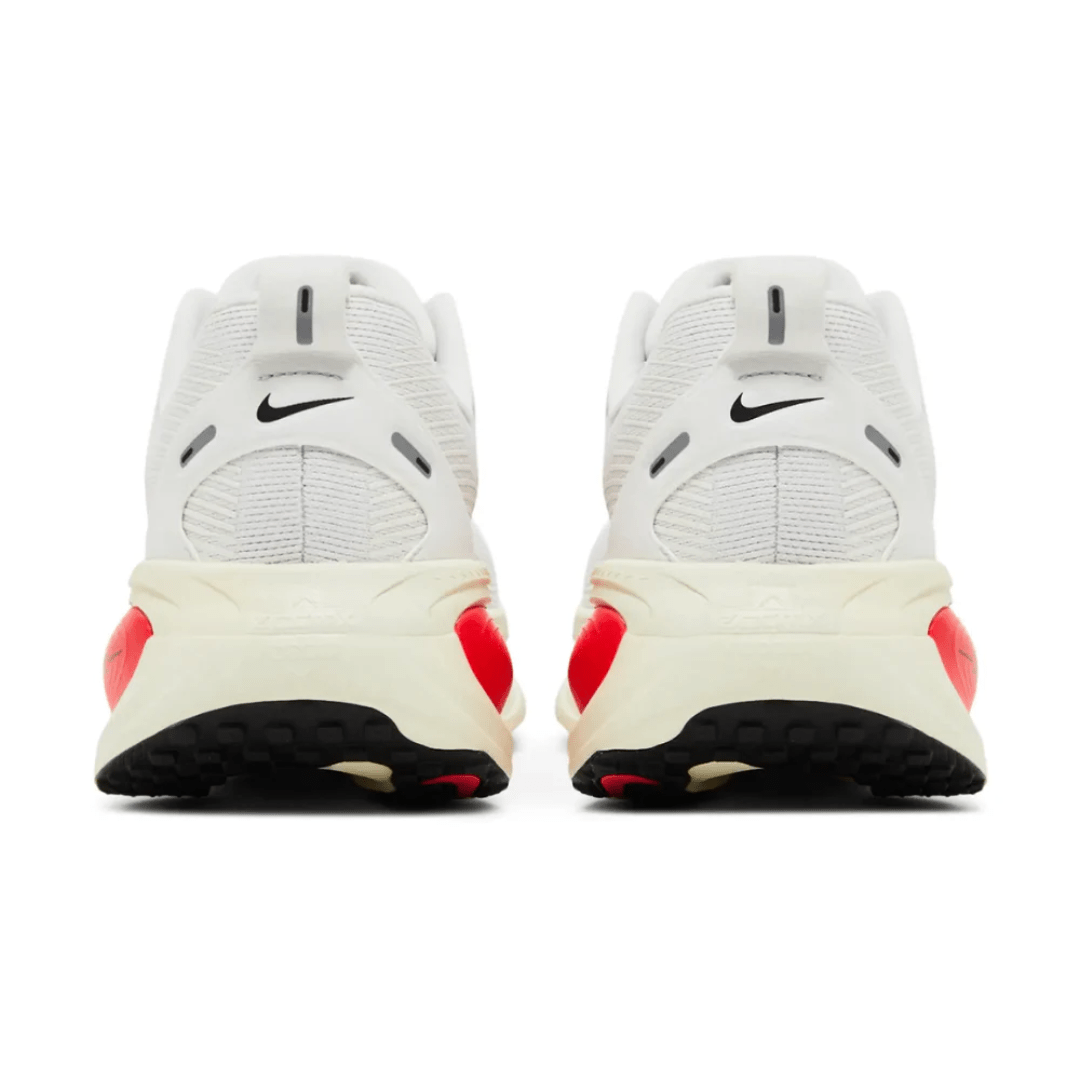 Breathable mesh upper of Nike Vomero 18 Platinum Tint Siren Red