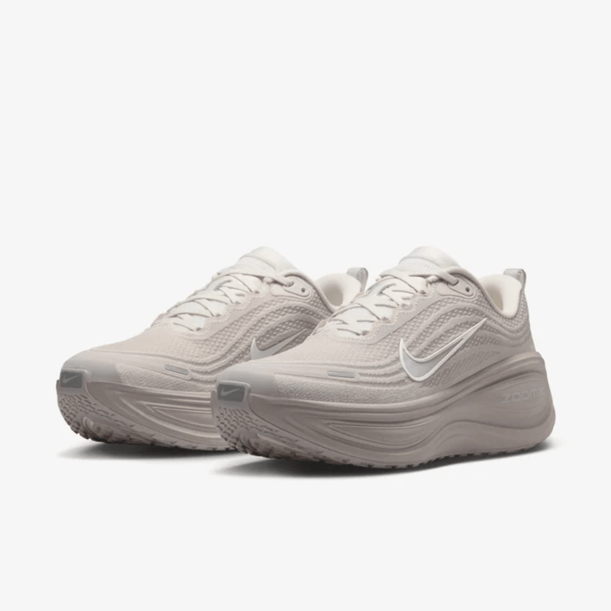 Nike Vomero Plus Beige Pair Display