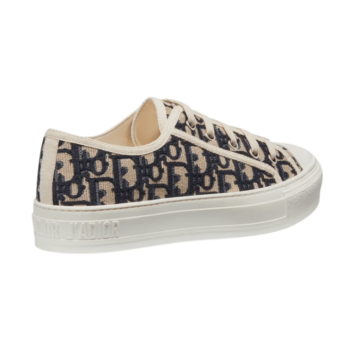 WALK’N’DIOR Sneaker Blue Dior Oblique Embroidered Canvas upper detail